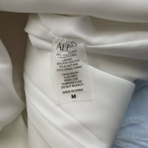 🆕 ALEXIS 🧿 NWOT Izzie Feather Trimmed Maxi Dress, White, Sz M - Picture 14 of 16